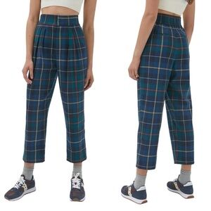 Urban Outfitter Paige Plaid Pleated Tartan Christmas Pants Trousers XS NWT NEW